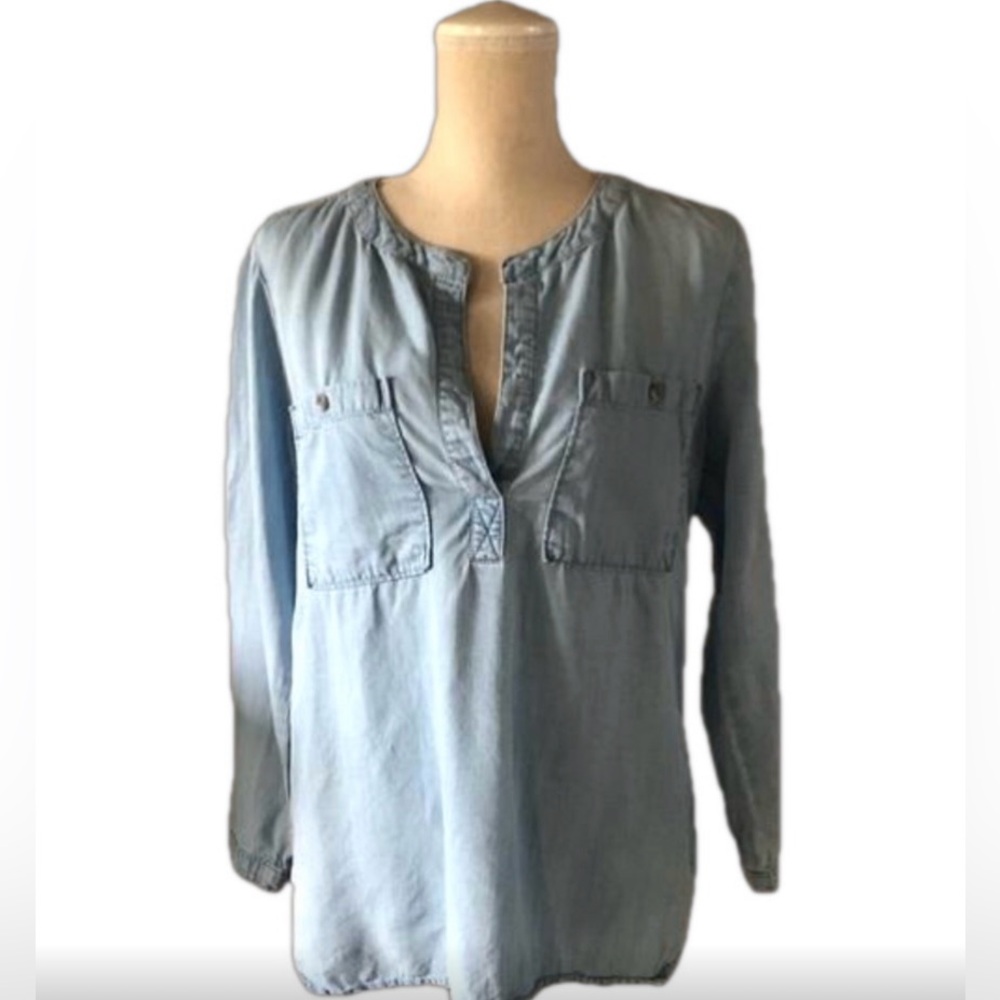 ANTHROPOLOGIE Cloth & Stone chambray 3/4 sleeve popover, open v-front, size M